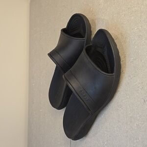 Crocs dark blue navy unisex slides sandals, men's size 8, women's size 10